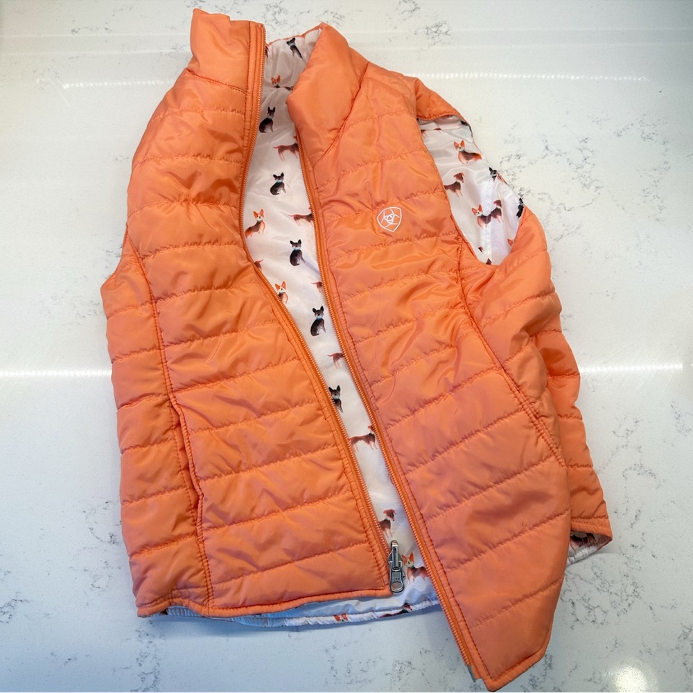 Ariat Kid’s Reversible Puffer Vest - Picture 4 of 13